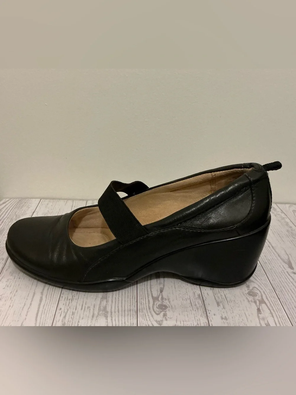 Women’s Black Leather Wedge Mary Jane Comfort Shoes